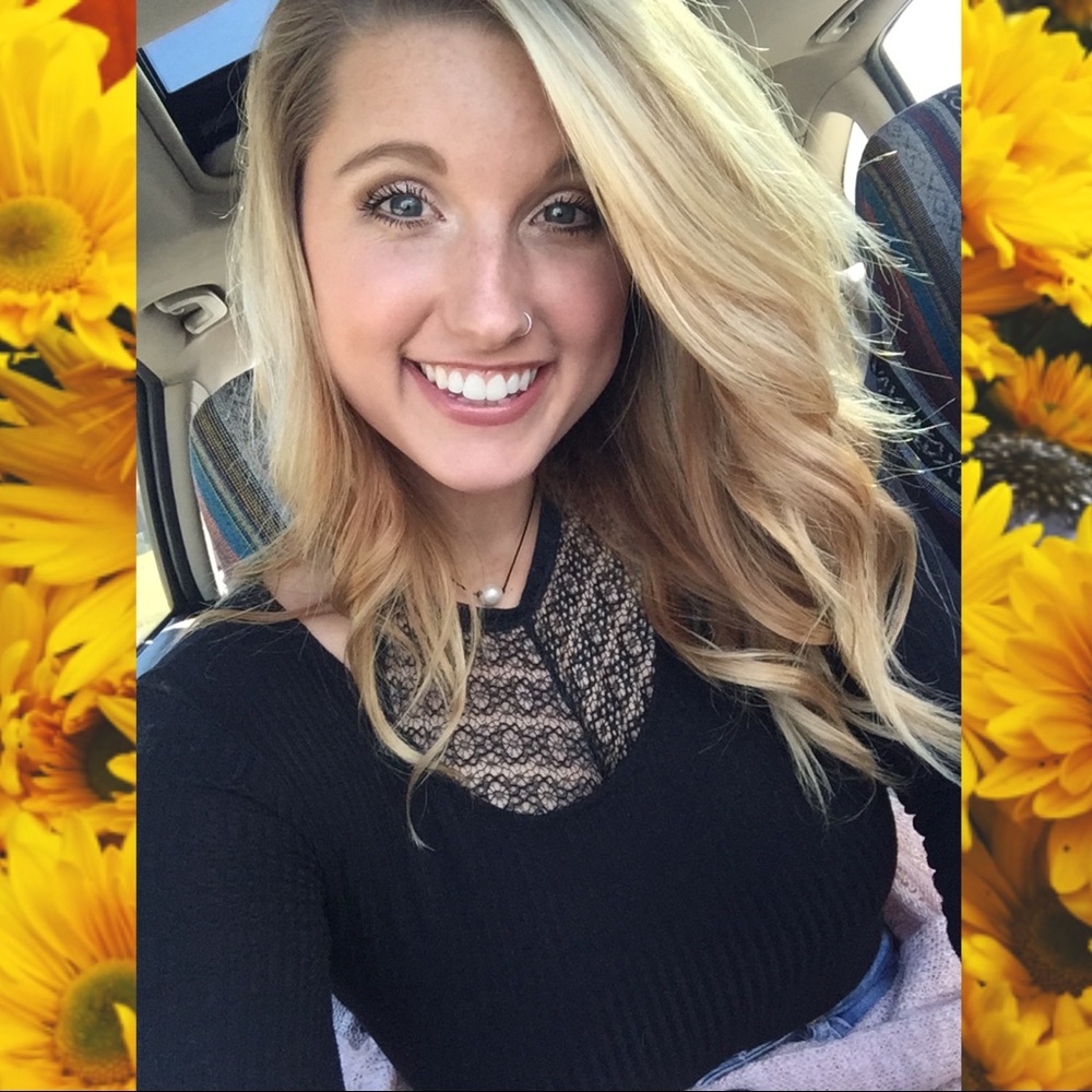 Meet your Posher, Leeann